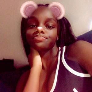 Meet your Posher, Stacey